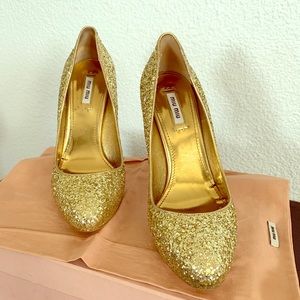 Miu Miu Gold Metallic Glitter Pumps